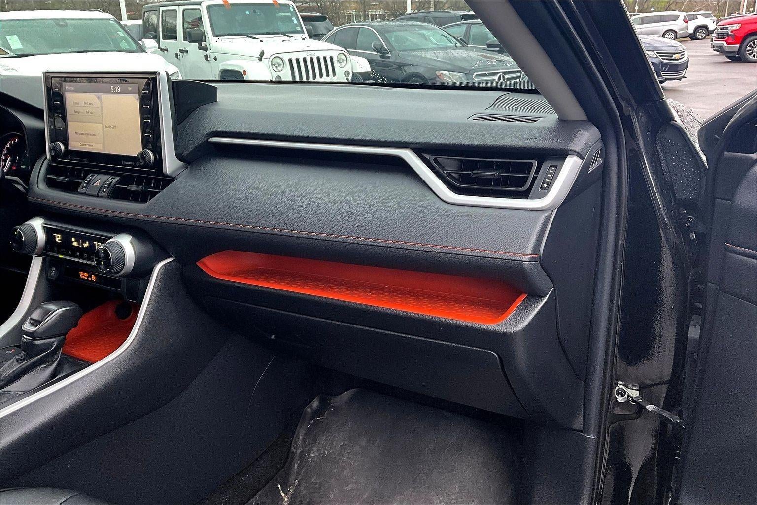 2020 Toyota RAV4 Adventure