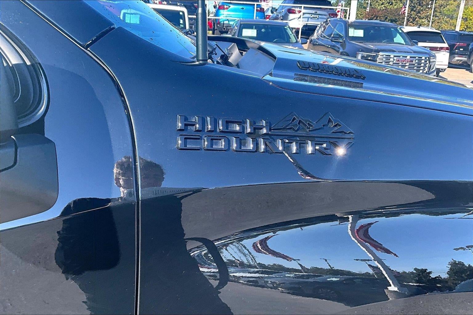 2023 Chevrolet Silverado 1500 High Country
