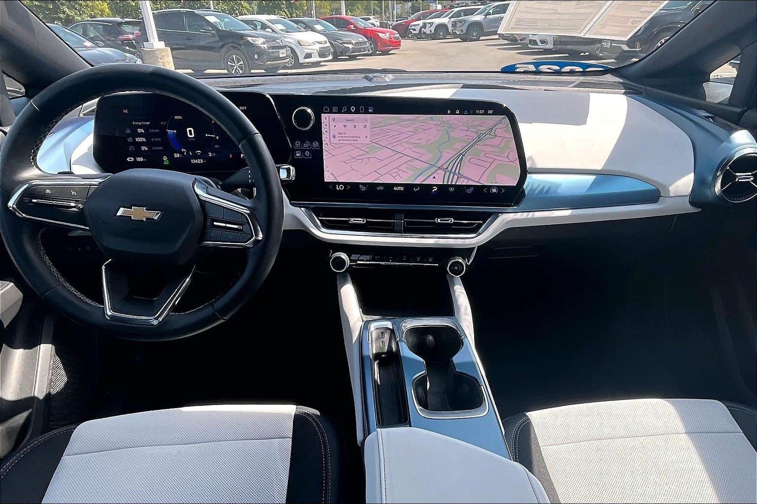 2025 Chevrolet Equinox EV LT