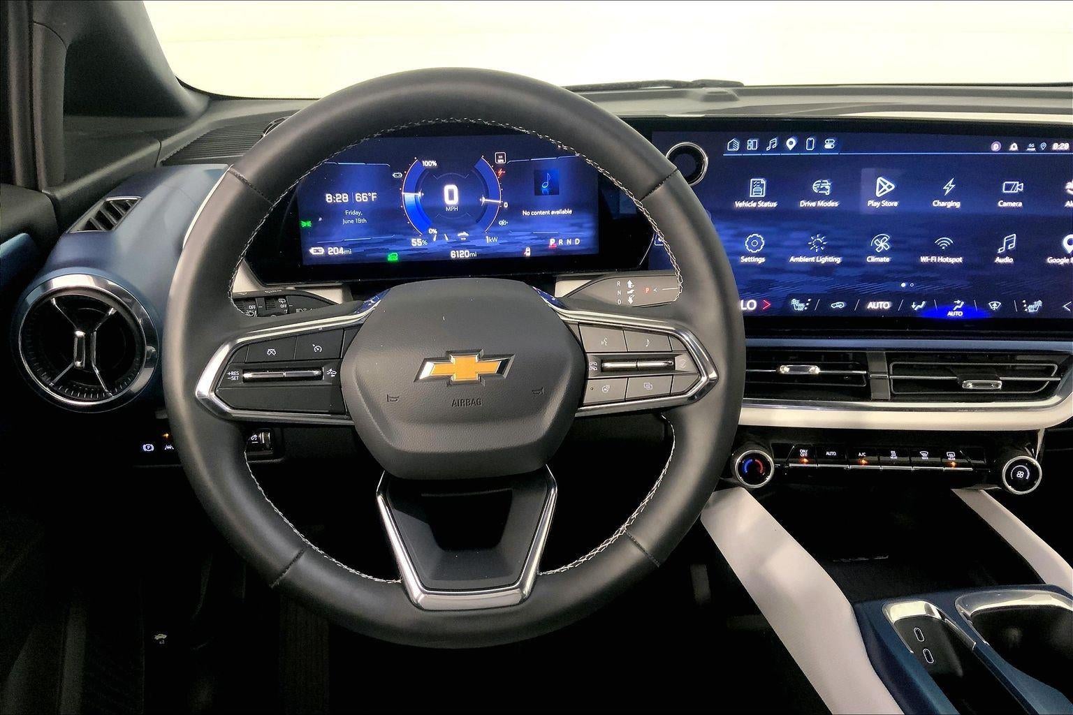 2025 Chevrolet Equinox EV LT