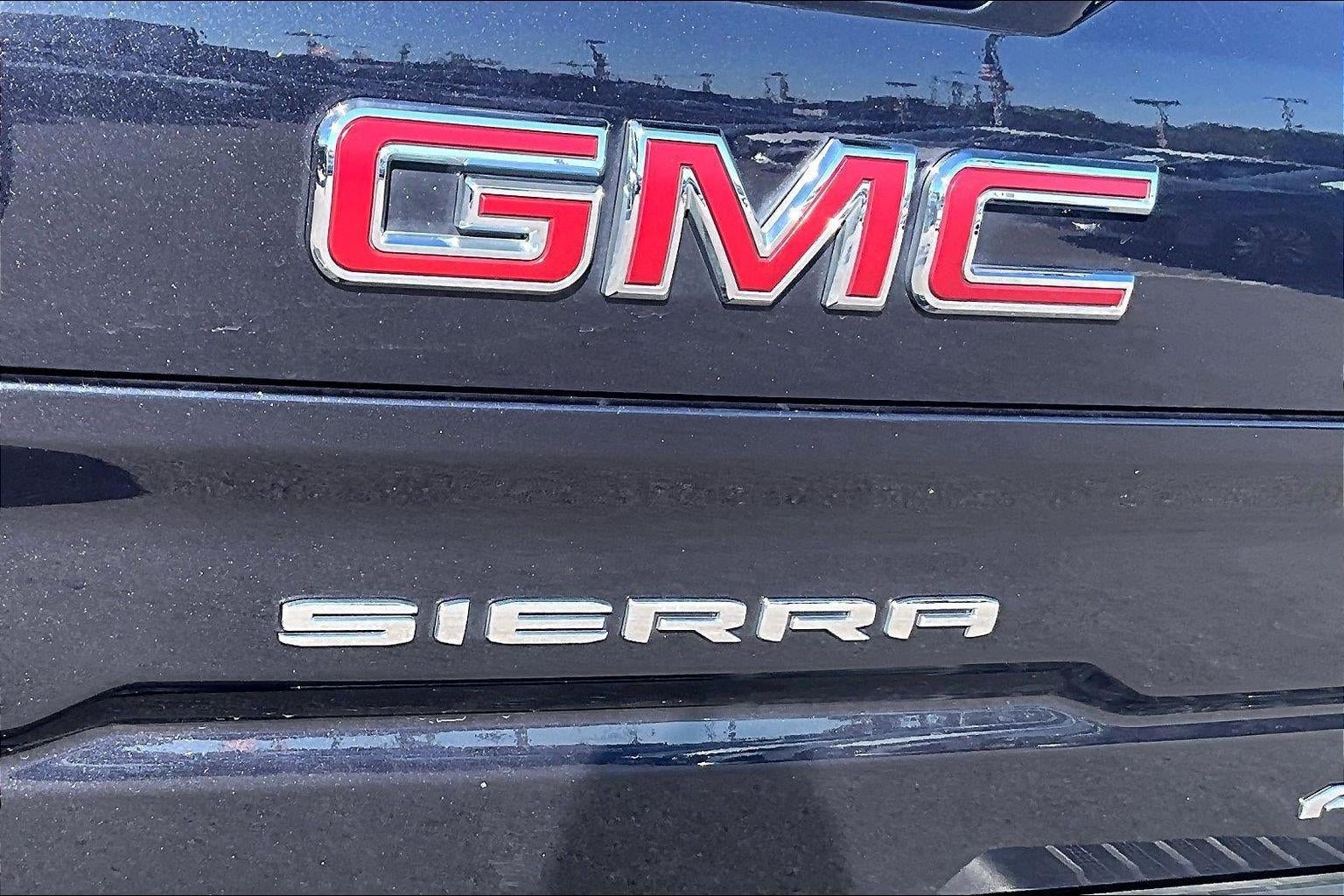 2022 GMC Sierra 1500 AT4