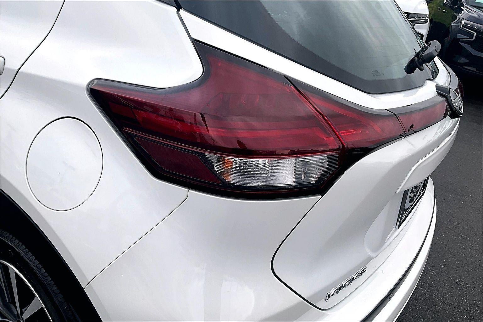 2023 Nissan Kicks SV