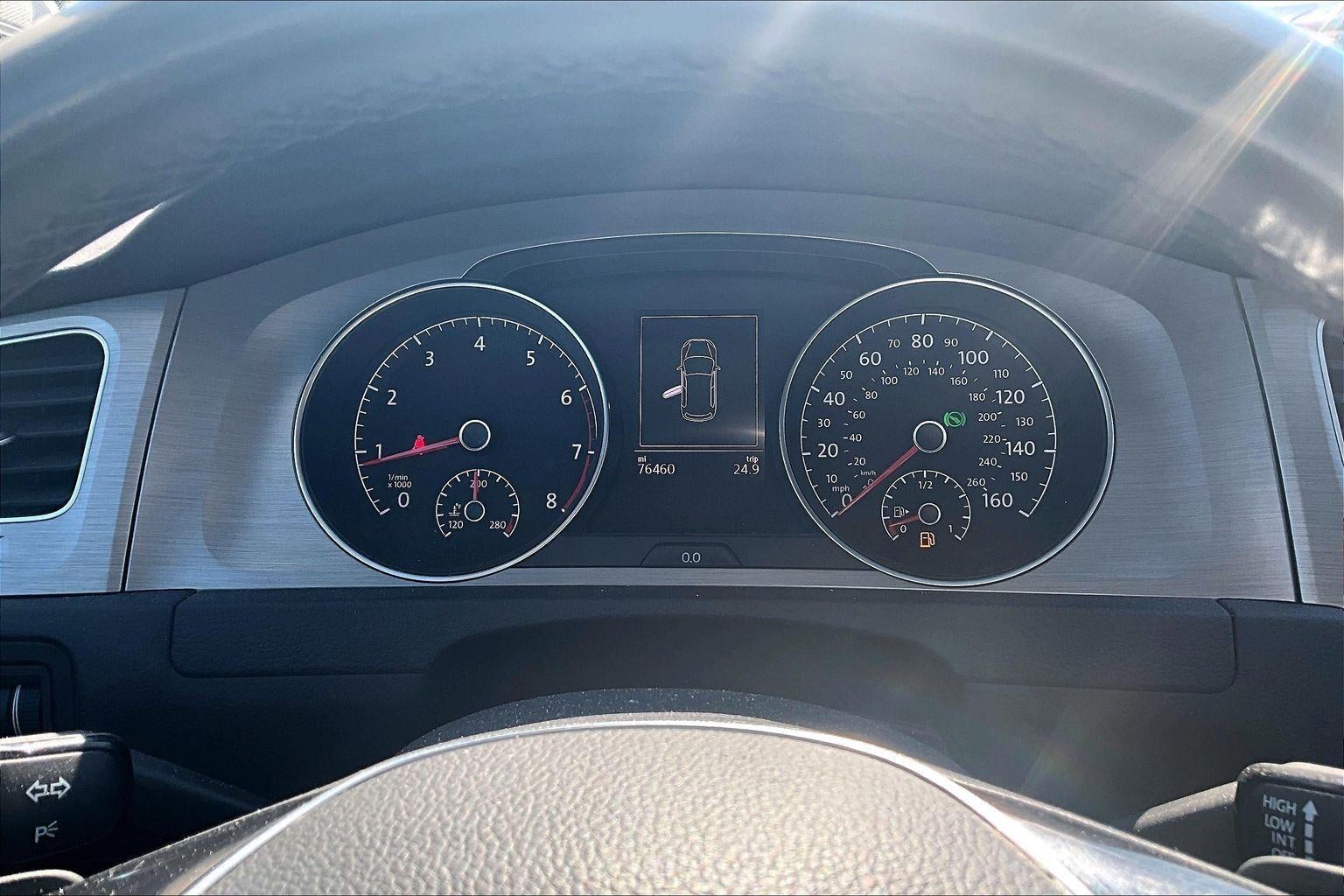 2016 Volkswagen Golf TSI S