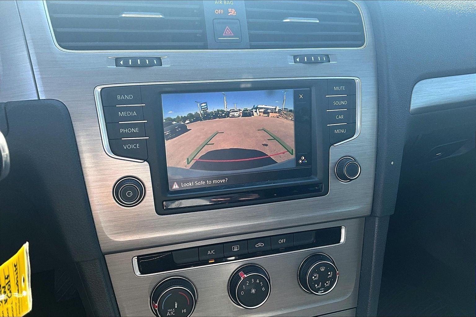 2016 Volkswagen Golf TSI S