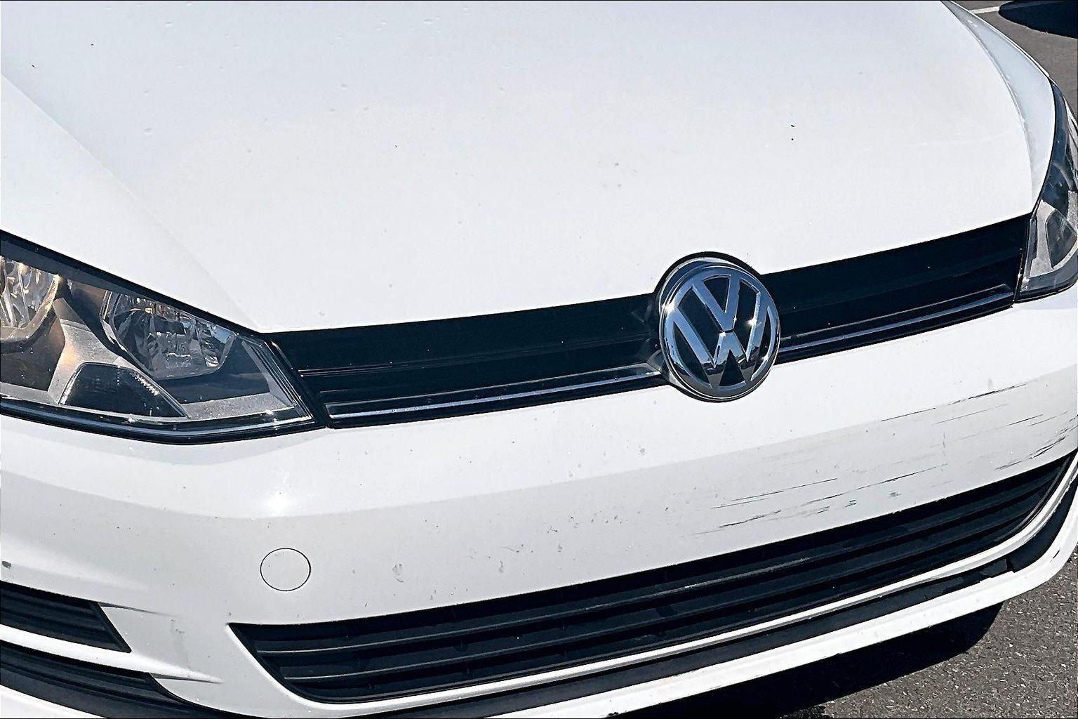 2016 Volkswagen Golf TSI S