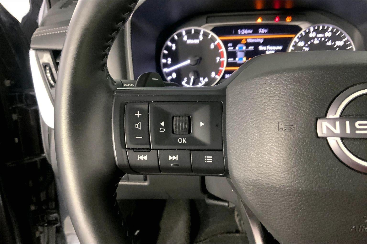 2025 Nissan Rogue SV