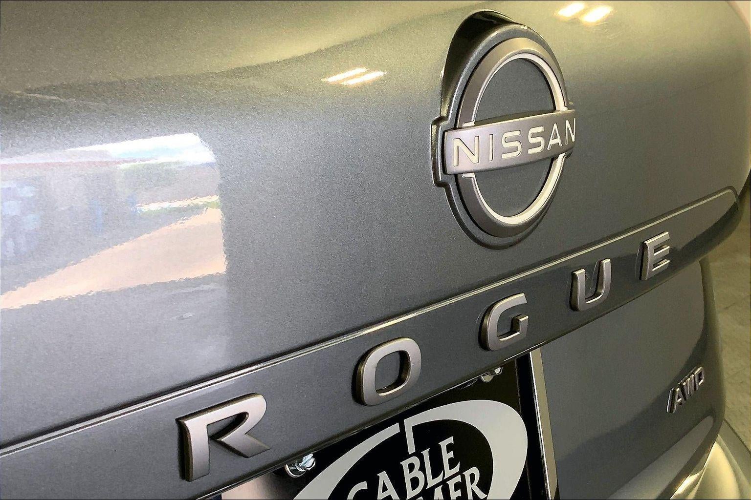 2025 Nissan Rogue SV