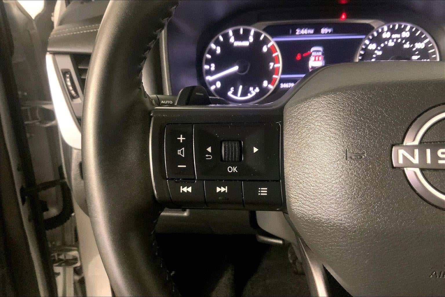 2025 Nissan Rogue SV
