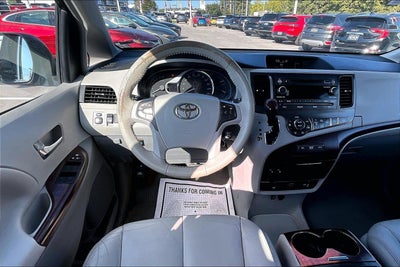2012 Toyota Sienna XLE