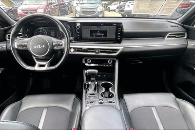 2024 Kia K5 GT-Line