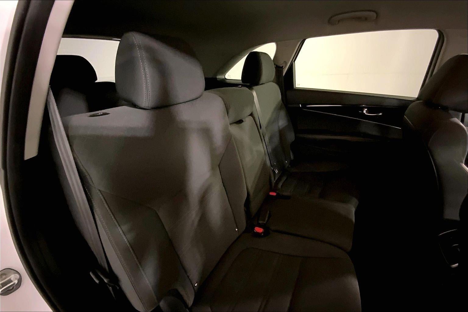 2020 Kia Sorento S V6