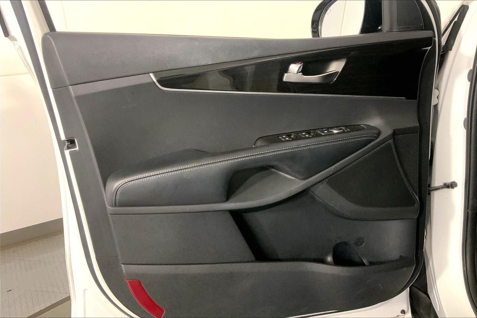 2020 Kia Sorento S V6