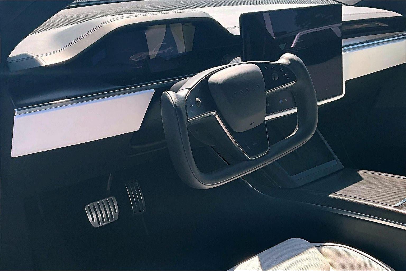 2022 Tesla Model S Plaid