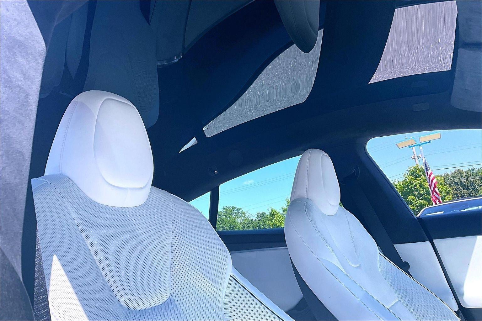 2022 Tesla Model S Plaid