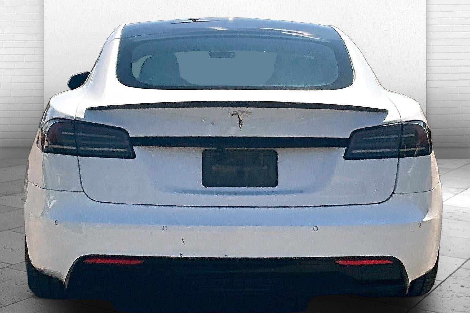 2022 Tesla Model S Plaid