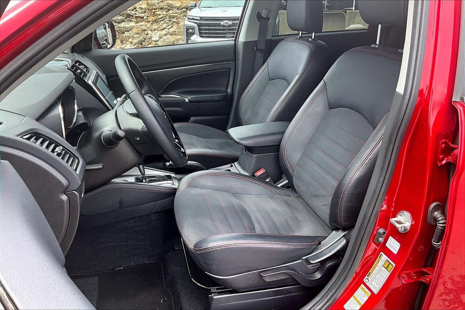2024 Mitsubishi Outlander Sport S