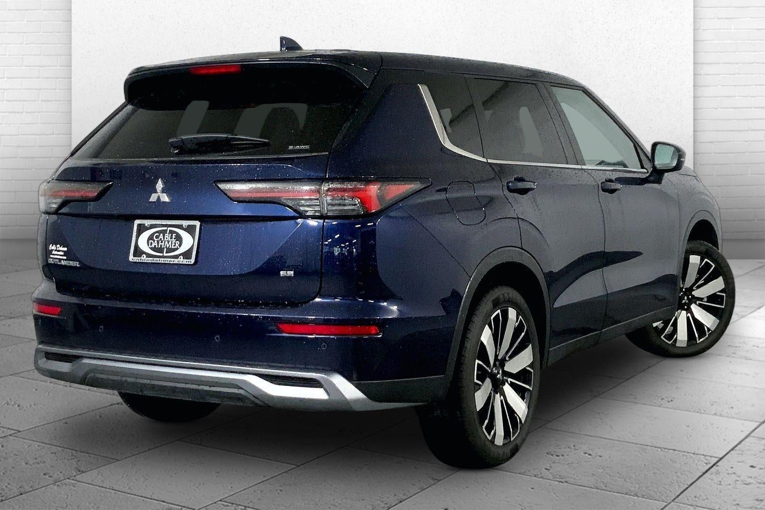2025 Mitsubishi Outlander SE