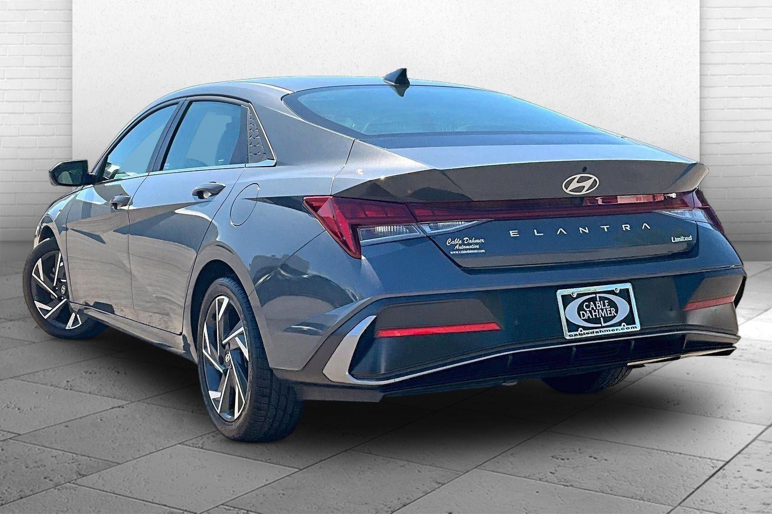 2024 Hyundai Elantra Limited