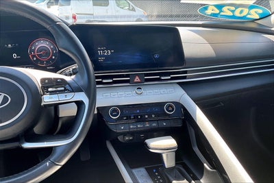 2024 Hyundai Elantra Limited