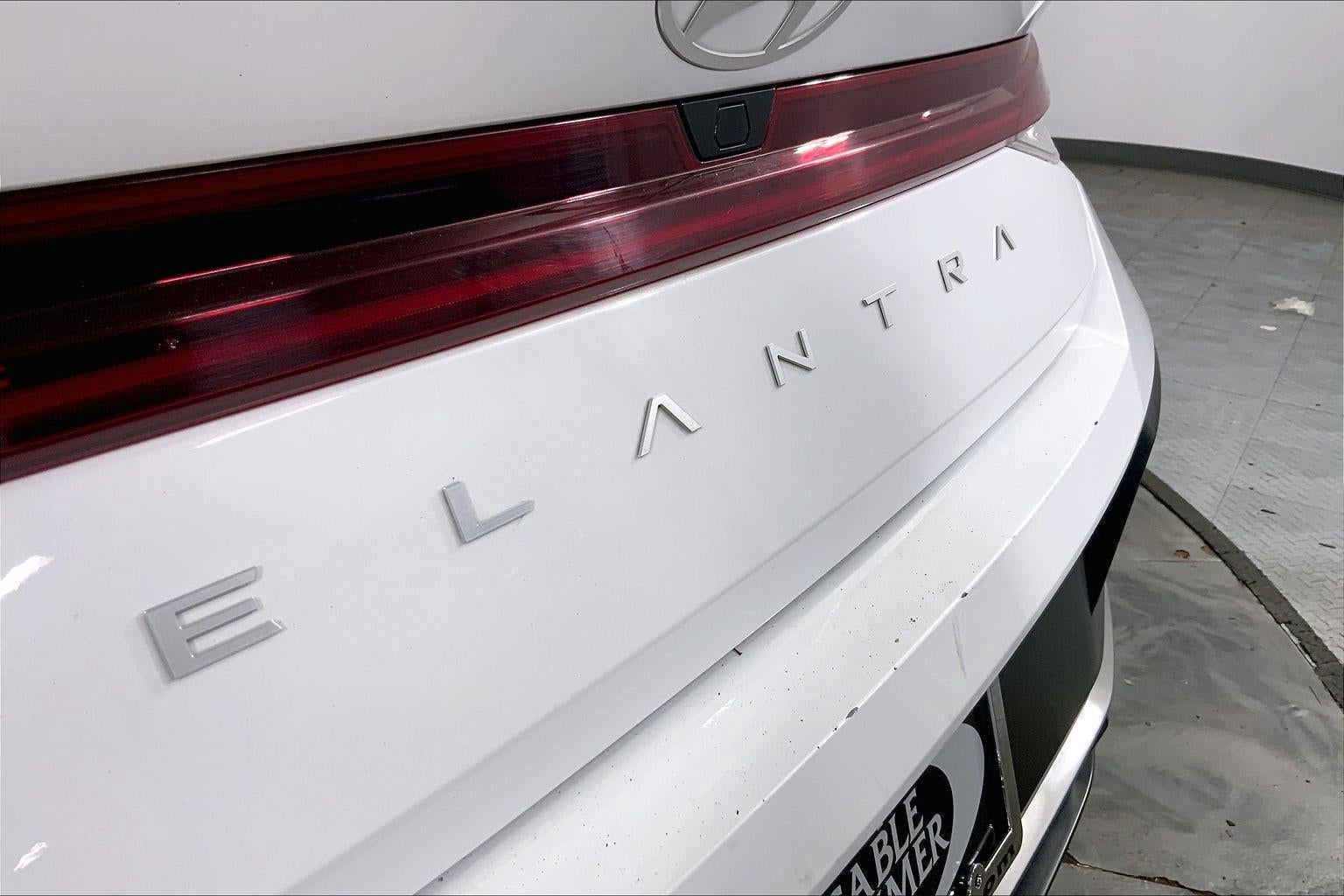 2025 Hyundai Elantra SEL Convenience
