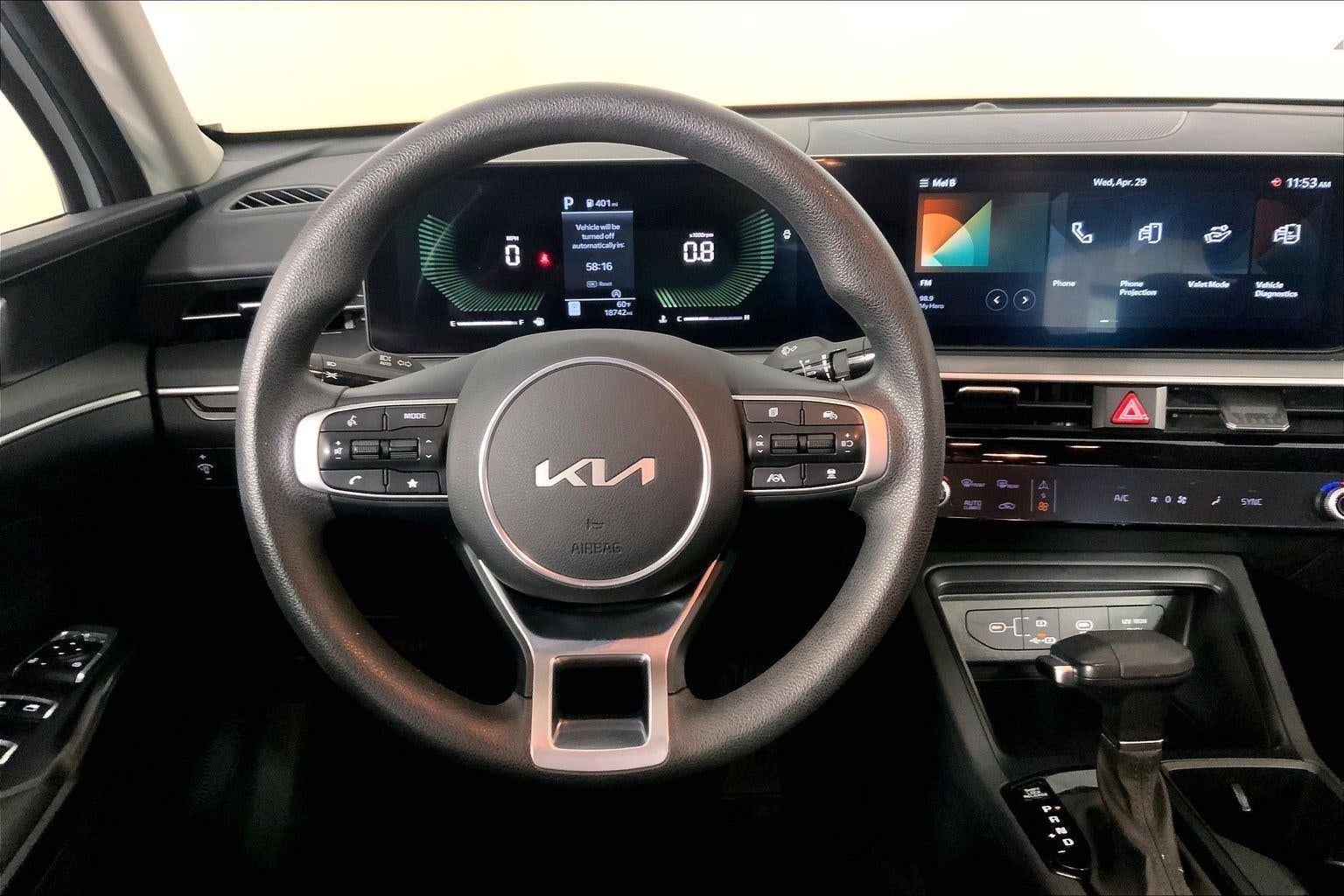 2025 Kia K5 LXS