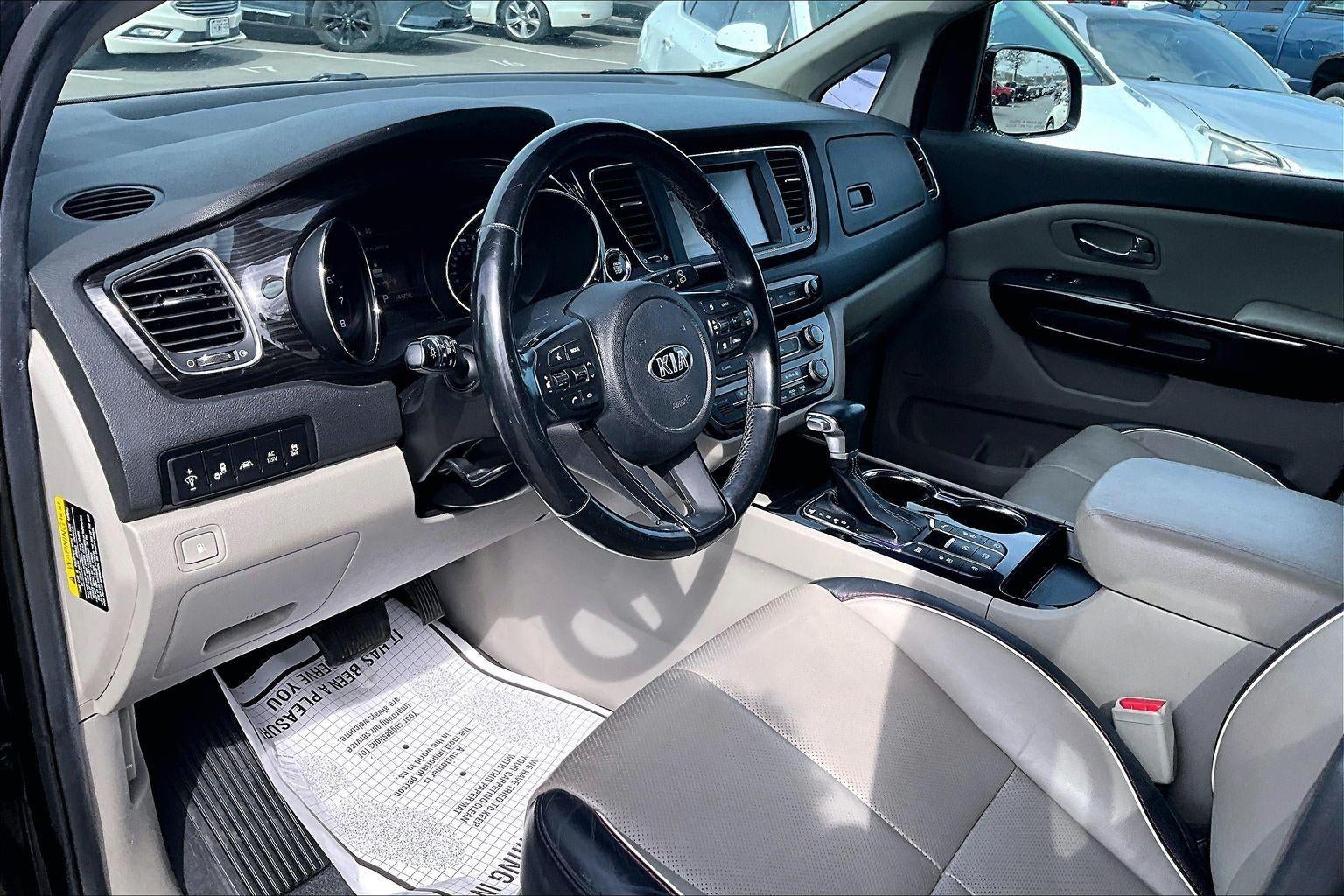 2020 Kia Sedona SX