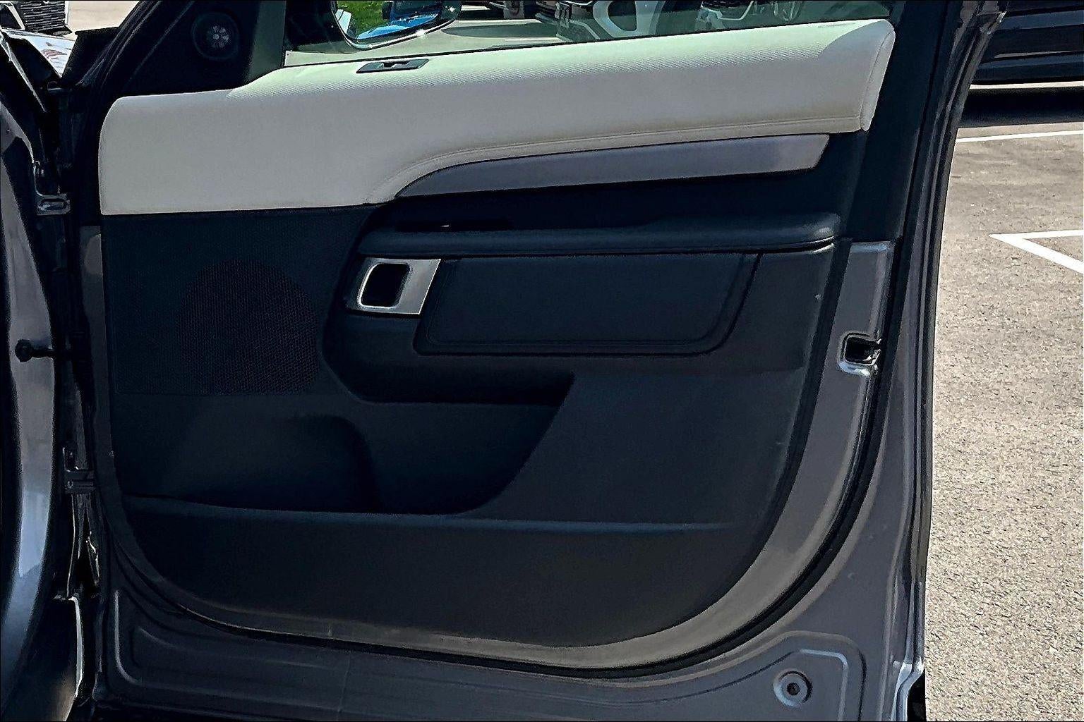 2021 Land Rover Discovery S R-Dynamic