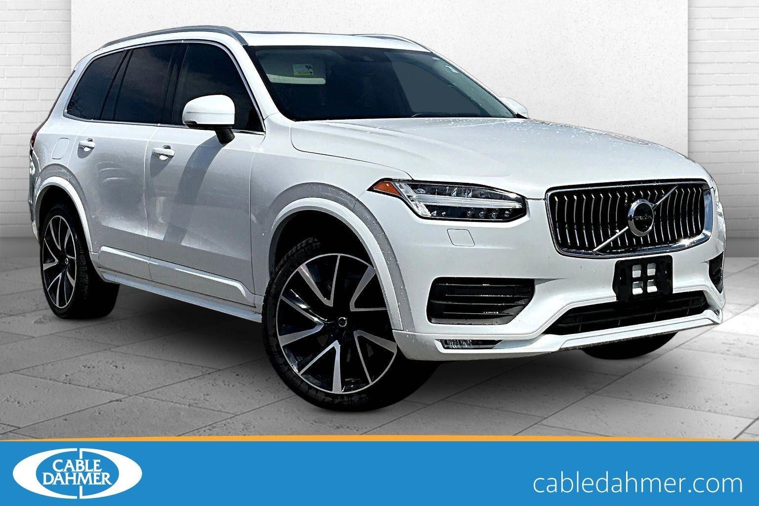 2021 Volvo XC90 Momentum