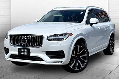 2021 Volvo XC90 Momentum