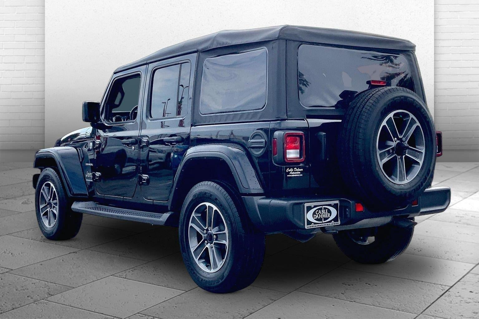 2023 Jeep Wrangler 4-Door Sahara 4x4