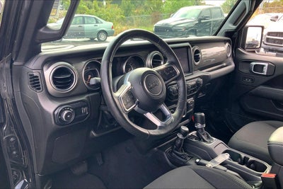 2023 Jeep Wrangler 4-Door Sahara 4x4