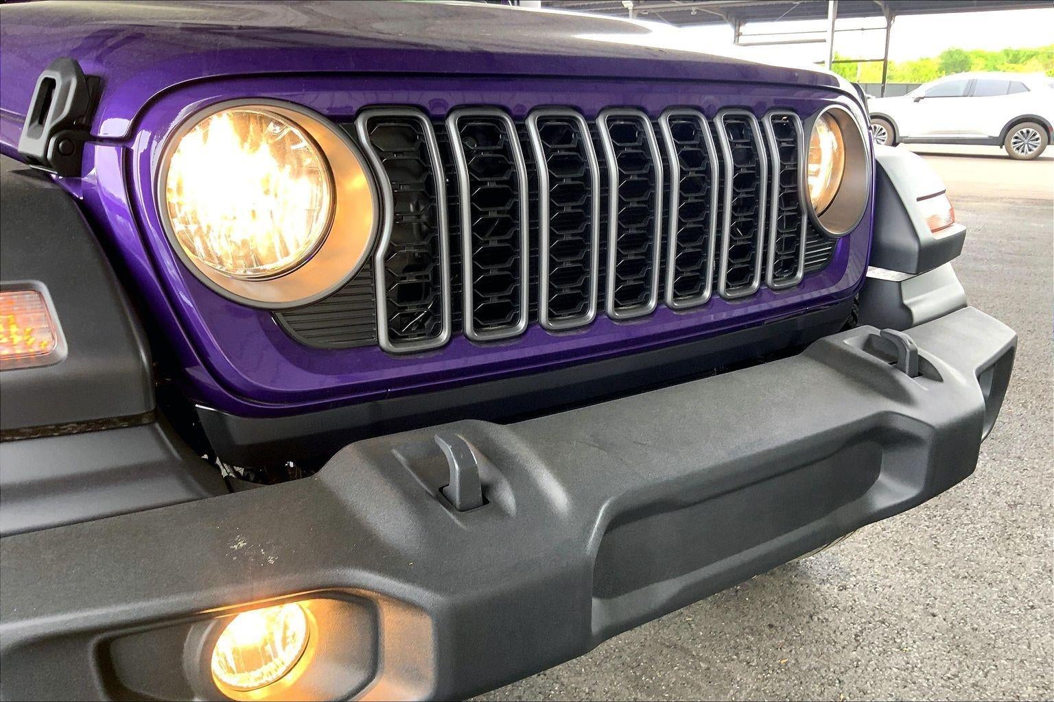 2026 Jeep Wrangler 4-Door Sport RHD 4x4