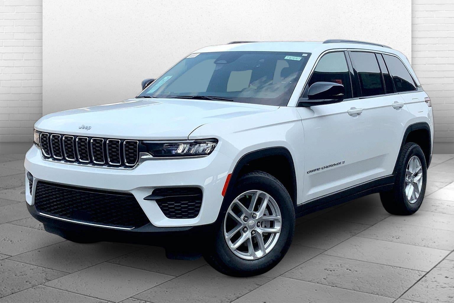 2026 Jeep Grand Cherokee GRAND CHEROKEE LAREDO 4X4