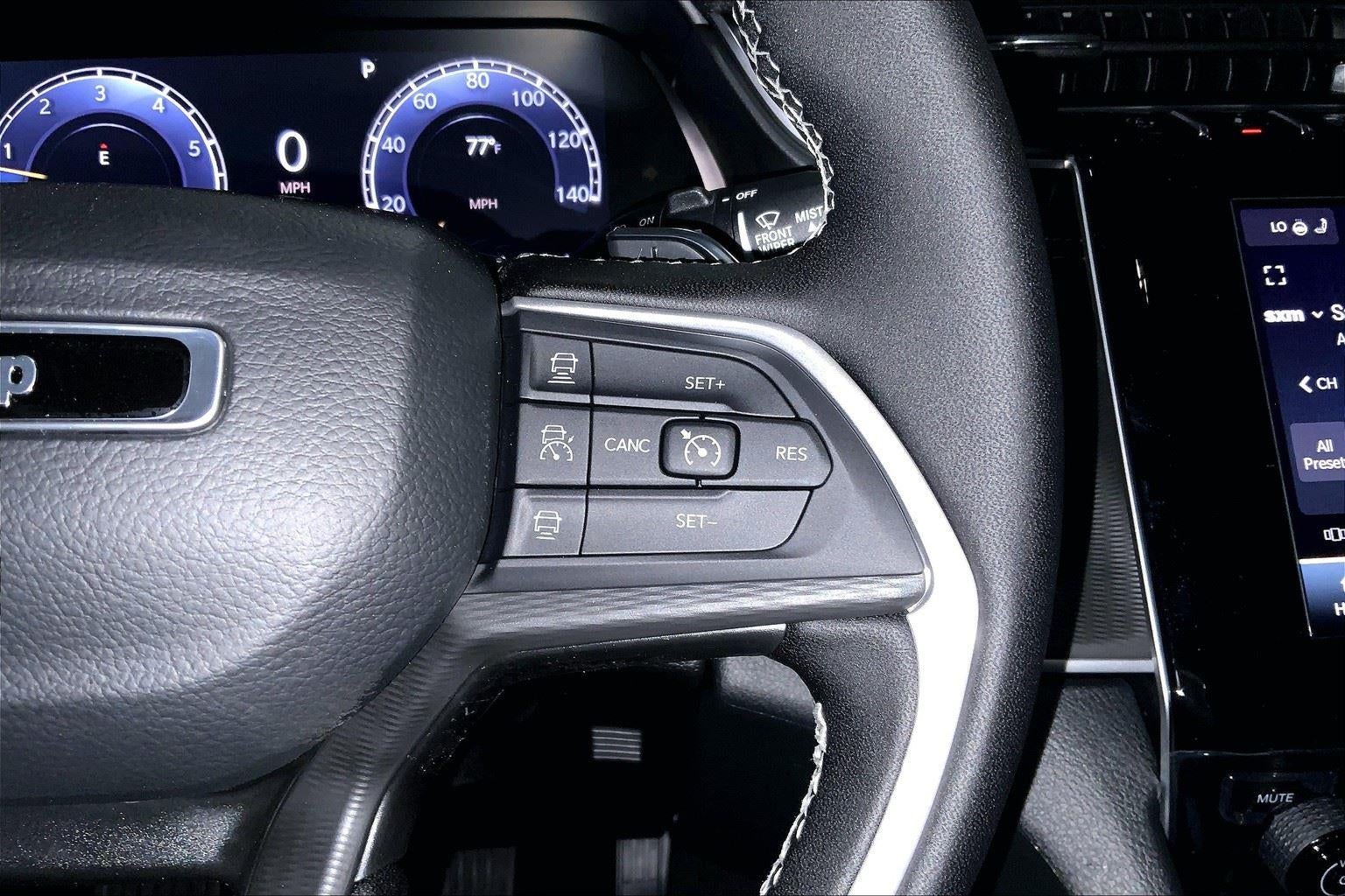 2025 Jeep Grand Cherokee GRAND CHEROKEE ALTITUDE 4X4