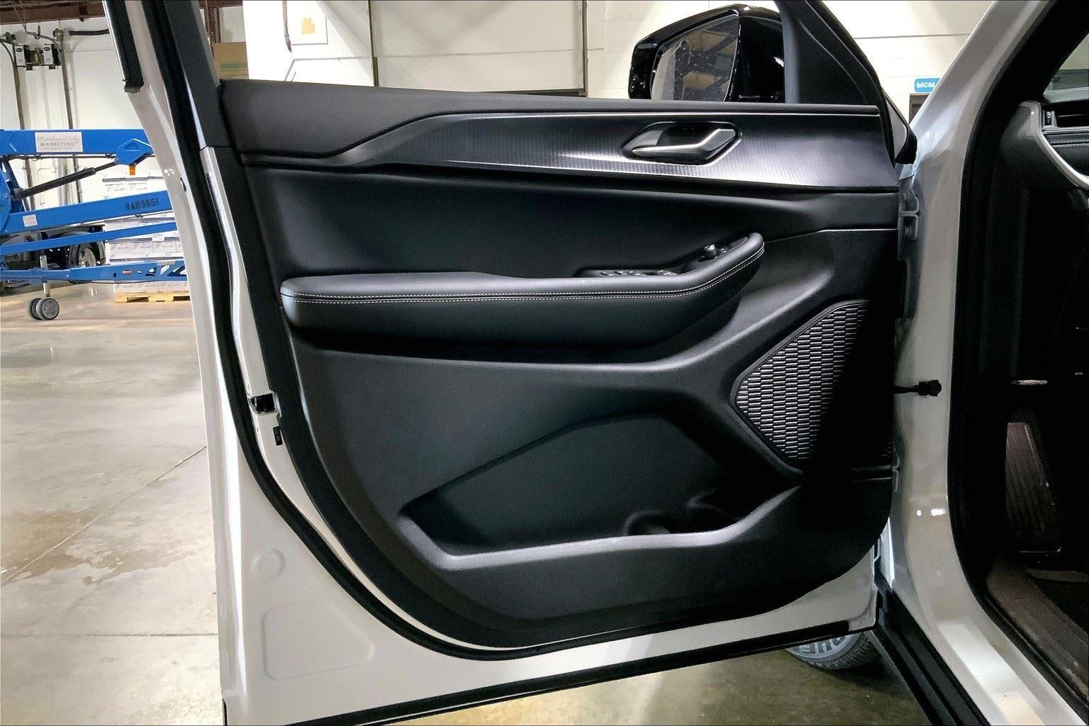 2025 Jeep Grand Cherokee GRAND CHEROKEE ALTITUDE 4X4