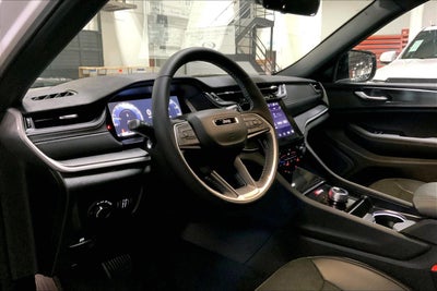 2025 Jeep Grand Cherokee GRAND CHEROKEE ALTITUDE 4X4