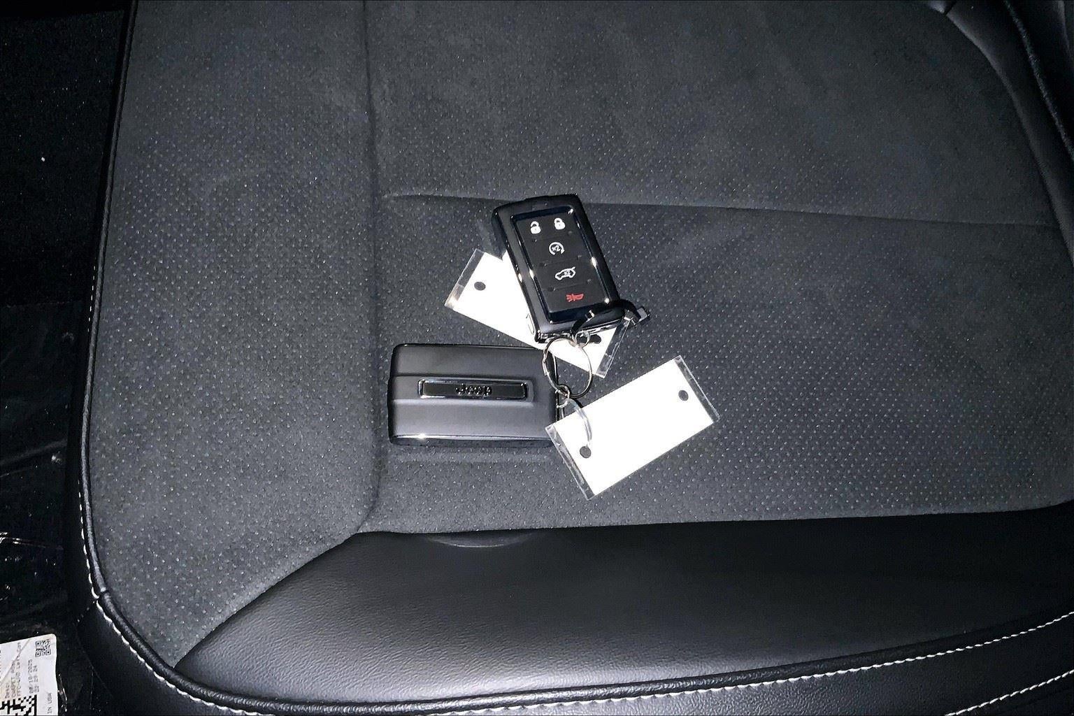 2025 Jeep Grand Cherokee GRAND CHEROKEE ALTITUDE 4X4