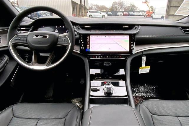 2026 Jeep Grand Cherokee GRAND CHEROKEE LIMITED RESERVE 4X4