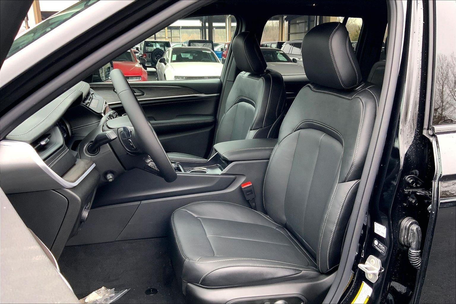 2026 Jeep Grand Cherokee GRAND CHEROKEE LIMITED RESERVE 4X4
