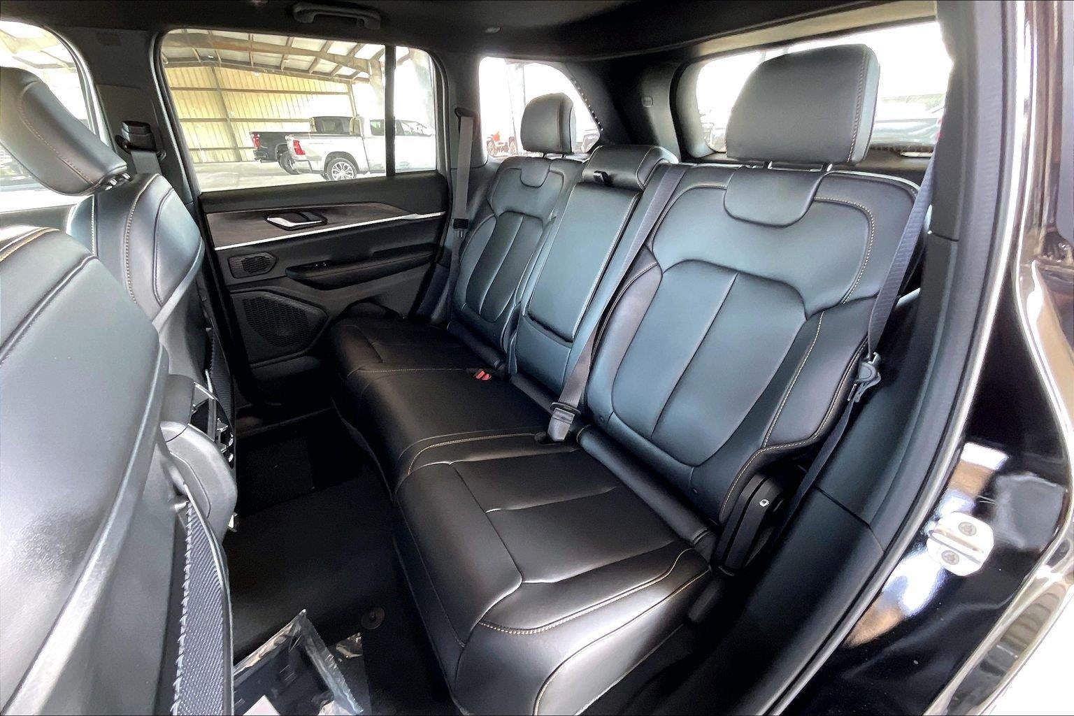 2026 Jeep Grand Cherokee 85th Anniversary Edition