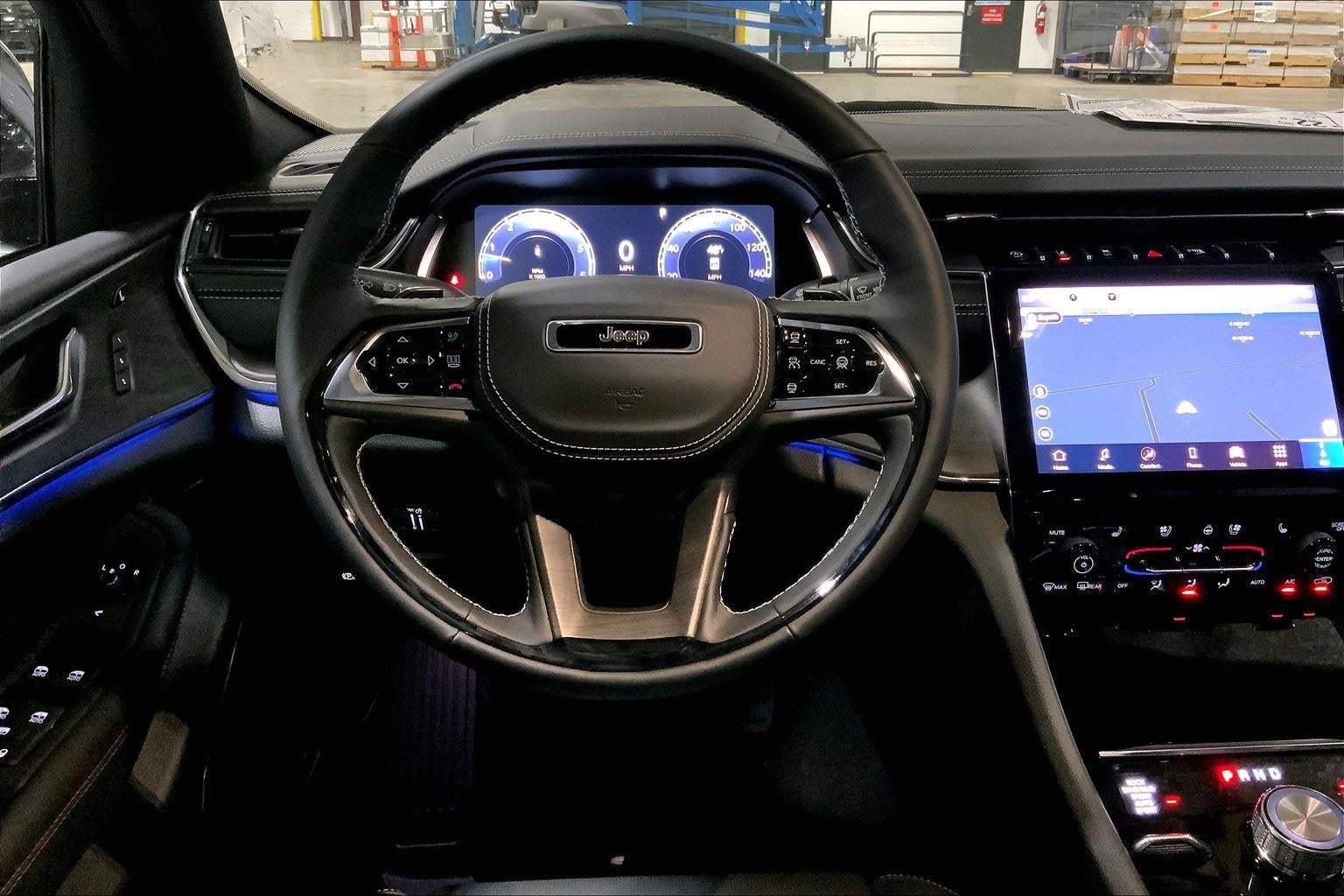 2025 Jeep Grand Cherokee GRAND CHEROKEE OVERLAND 4X4