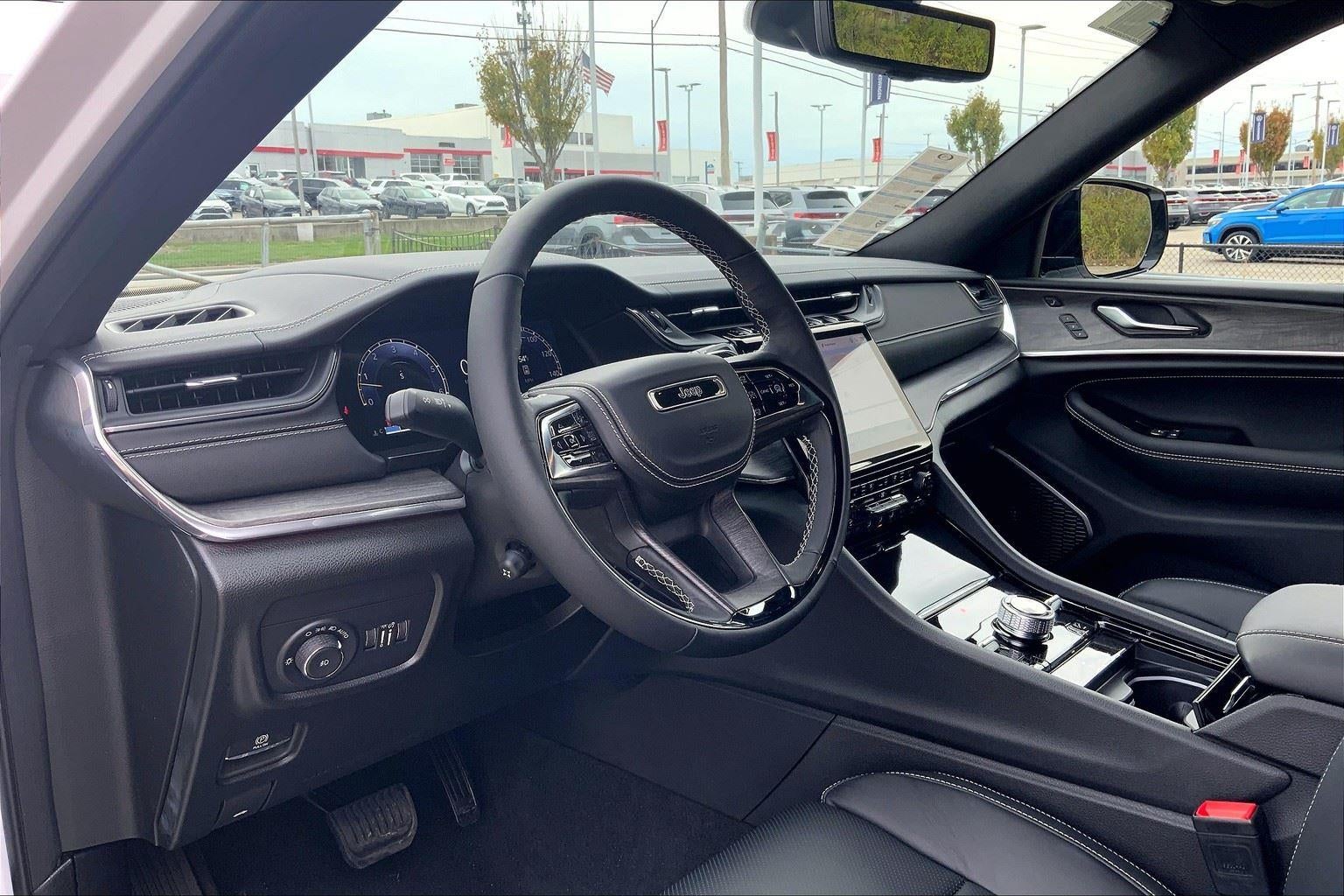 2025 Jeep Grand Cherokee Overland