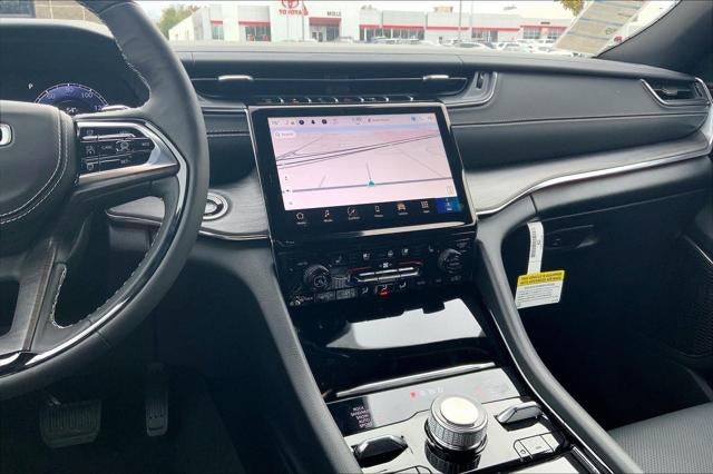 2025 Jeep Grand Cherokee Overland