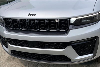 2026 Jeep Grand Cherokee GRAND CHEROKEE SUMMIT 4X4