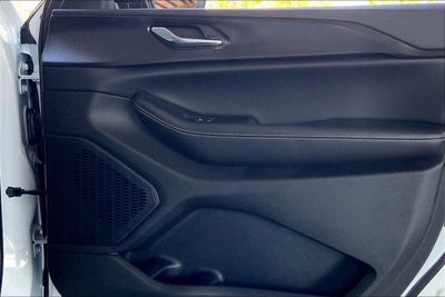 2026 Jeep Grand Cherokee GRAND CHEROKEE L LAREDO 4X4