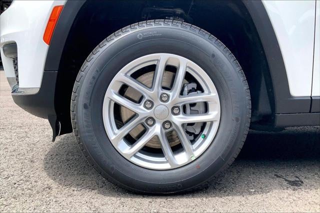 2026 Jeep Grand Cherokee GRAND CHEROKEE L LAREDO X 4X4
