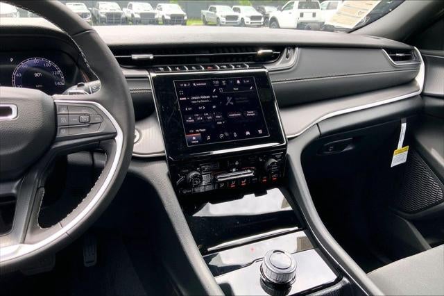 2026 Jeep Grand Cherokee GRAND CHEROKEE L LAREDO X 4X4