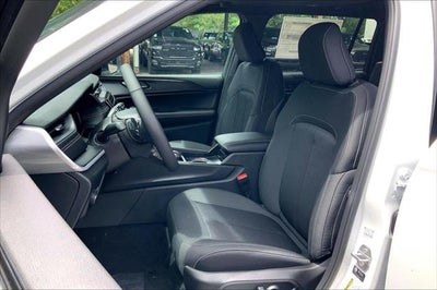2026 Jeep Grand Cherokee GRAND CHEROKEE L LAREDO X 4X4