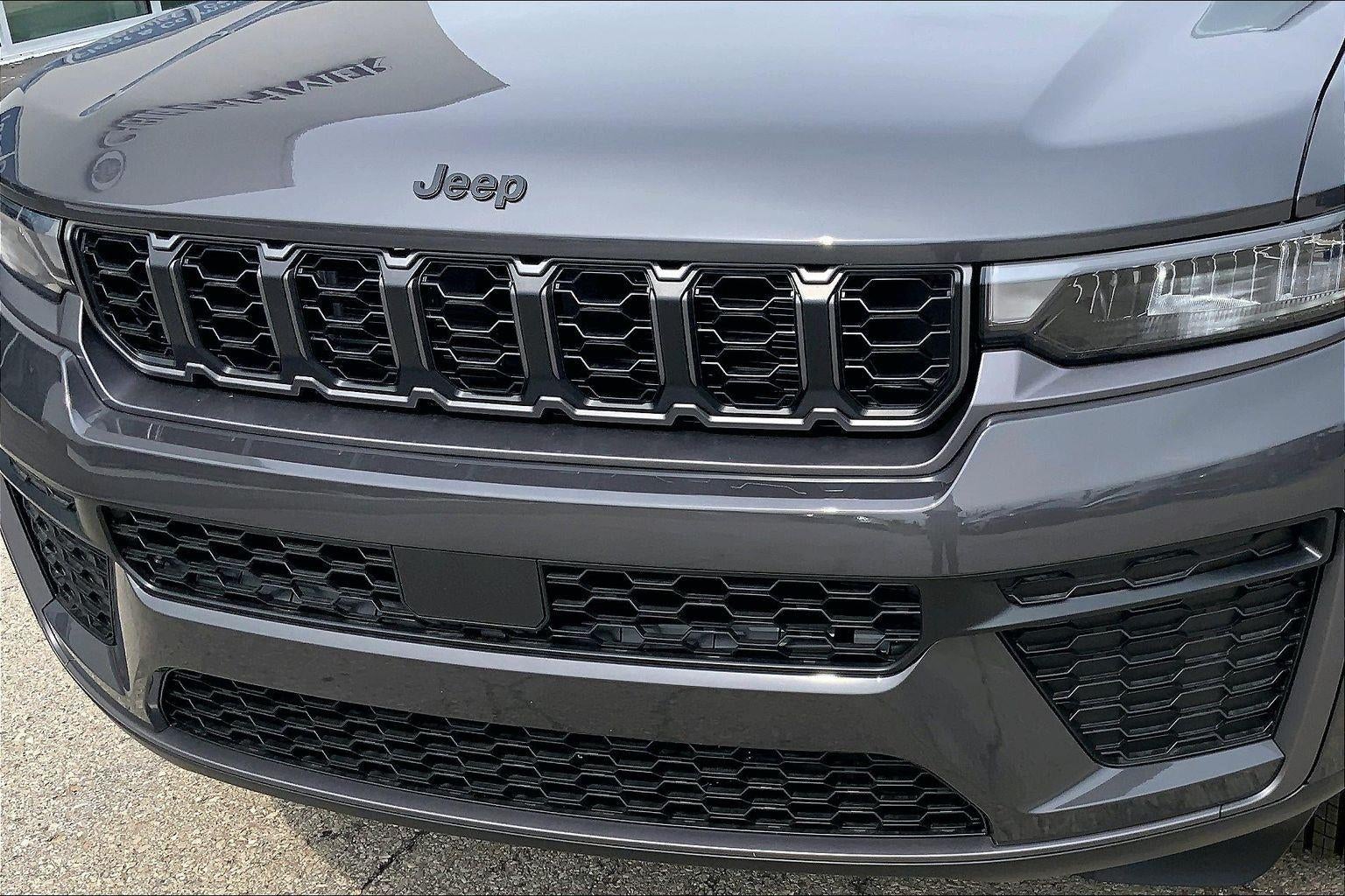2026 Jeep Grand Cherokee GRAND CHEROKEE L LAREDO ALTITUDE 4X4