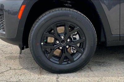 2026 Jeep Grand Cherokee GRAND CHEROKEE L LAREDO ALTITUDE 4X4